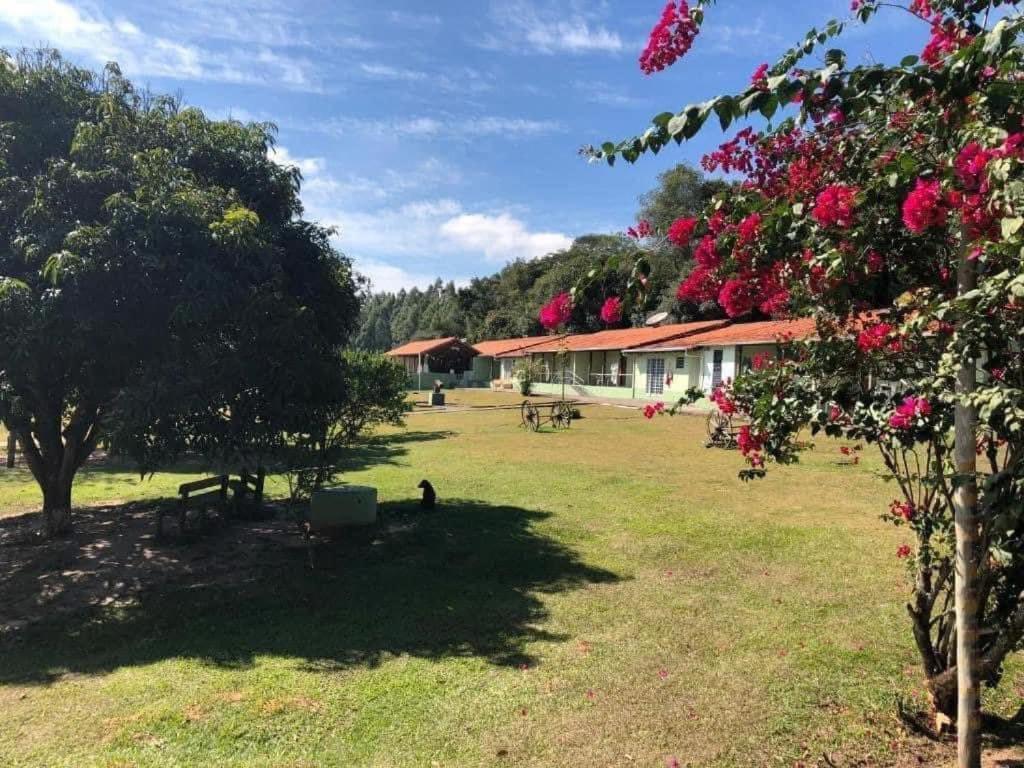 Hotel Fazenda Recanto do Monte Alegre Piraju Exterior foto